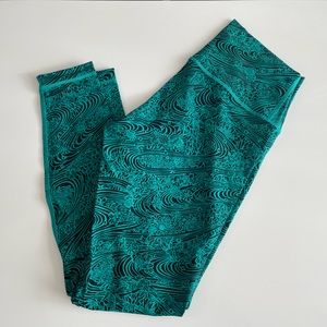 Lululemon size 10 wunder under 28” legging